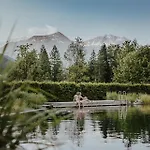 Panorama-im Bademantel Direkt In Alpentherme Lejlighed *