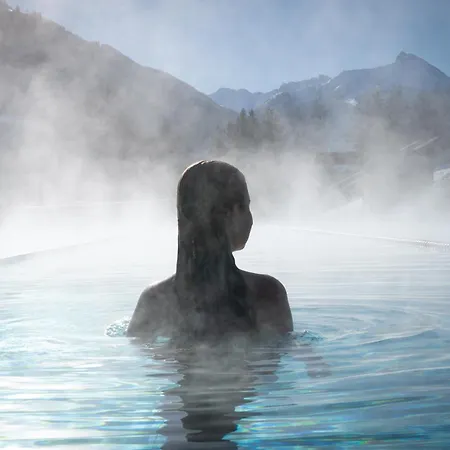 Panorama-im Bademantel Direkt In Alpentherme