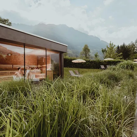 Panorama-im Bademantel Direkt In Alpentherme Διαμέρισμα