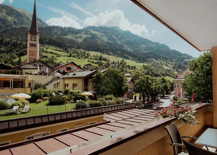 Panorama-im Bademantel Direkt In Alpentherme *